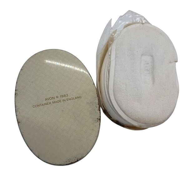 Vintage 1983 Avon Grandmothers Are Special Soap Bar with Tin Container - Picture 3 of 15